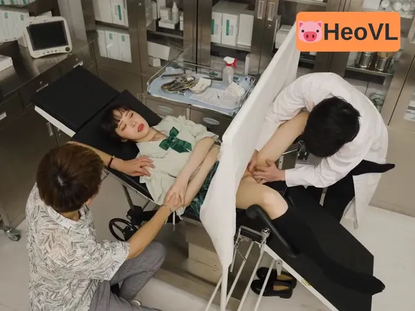 suzuki akari jav Gặp bác sĩ nam biến thái khi cho vợ đi khám phụ khoa